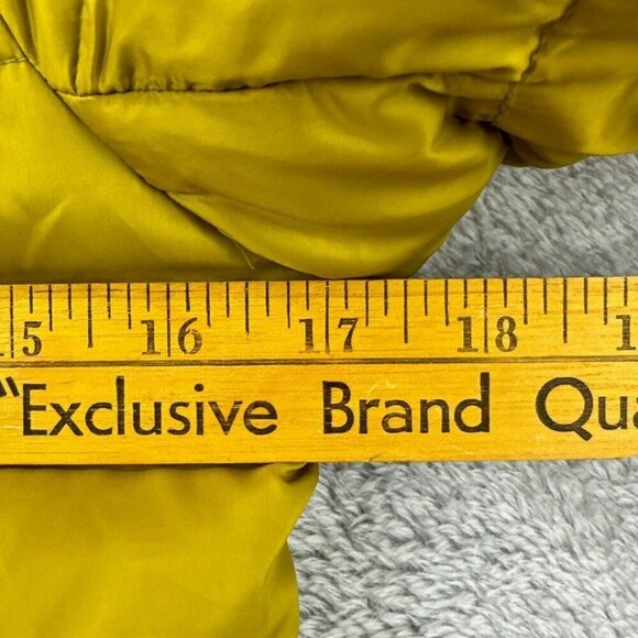 Burberry Yellow Down Puffer Jacket Girl’s Size 14 - Picture 11 of 13